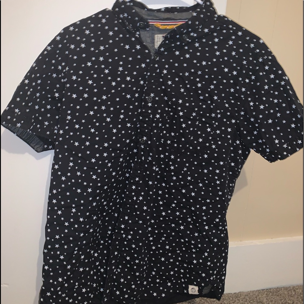 Causal button up shirt